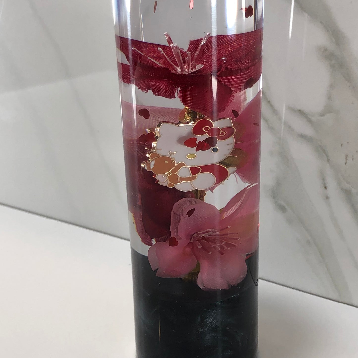 Mr__Grip 5 3/4 inch resin hello kitty red and pink cherry blossom #515