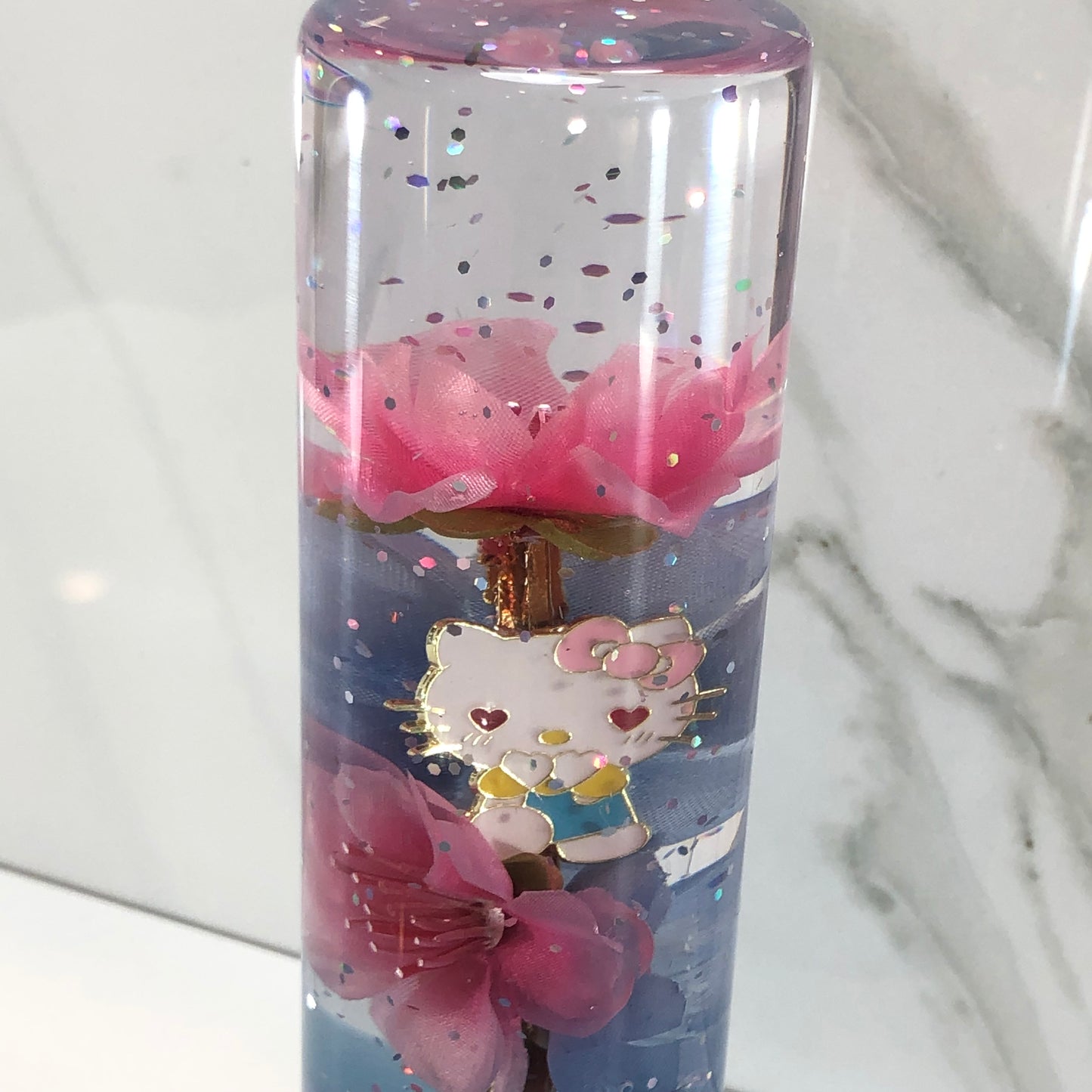 Mr__Grip 5 3/4 inch resin hello kitty pink and light blue cherry blossom #512